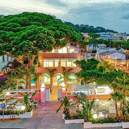 ס'אגארו The Pink Elephant Hotel מראה חיצוני תמונה