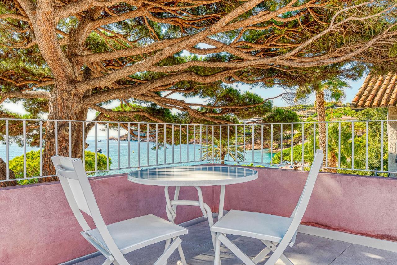 ס'אגארו The Pink Elephant Hotel מראה חיצוני תמונה